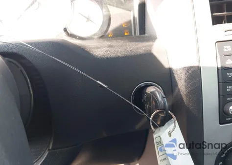 2008 Chrysler 300C из США, поврежденный, VIN 2C3LK63H88H193800